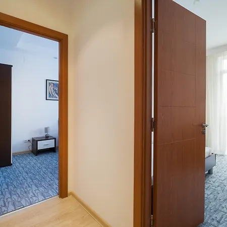 Bulevar 4*